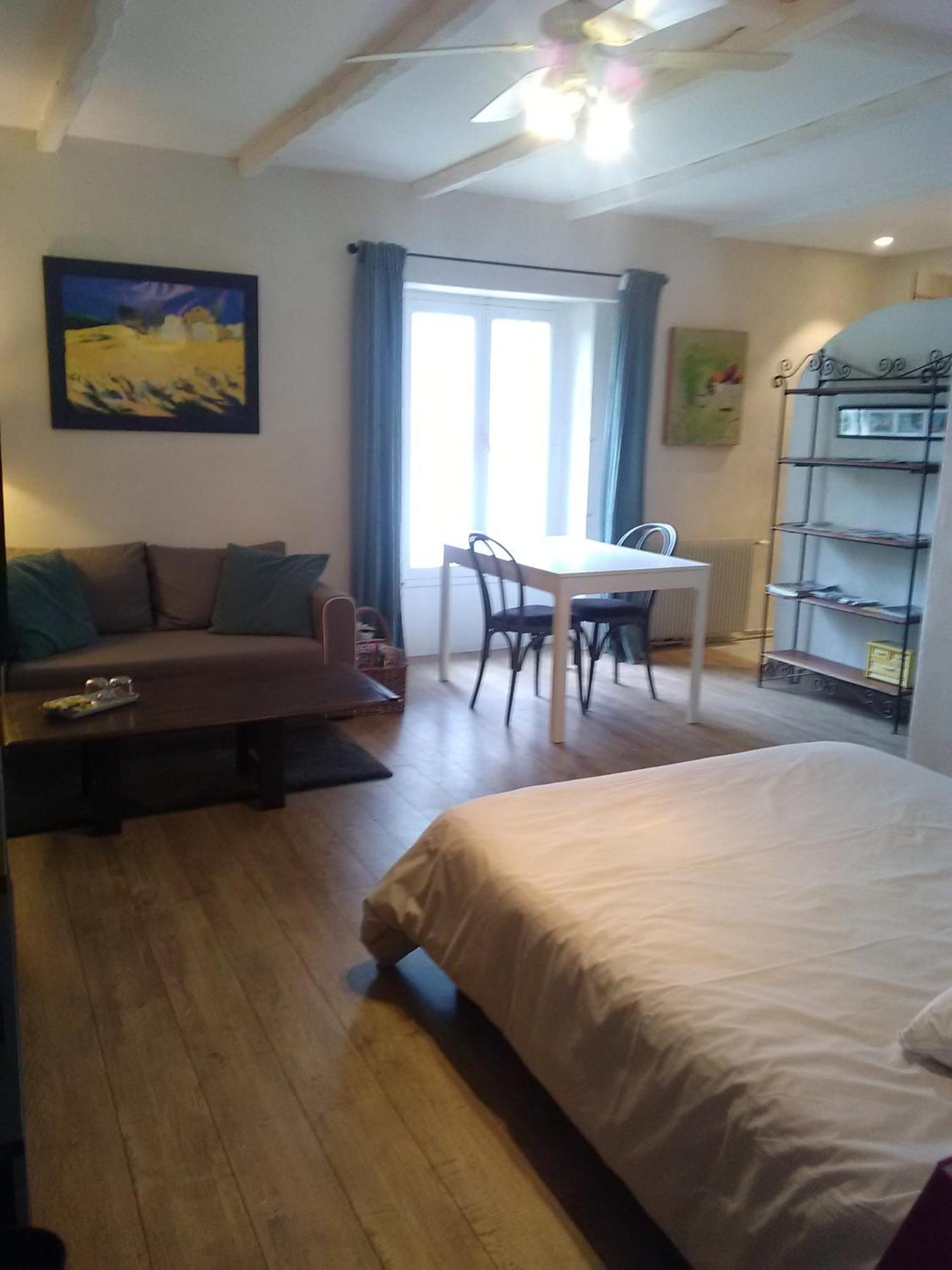 La Maison Bleue Brantôme المظهر الخارجي الصورة