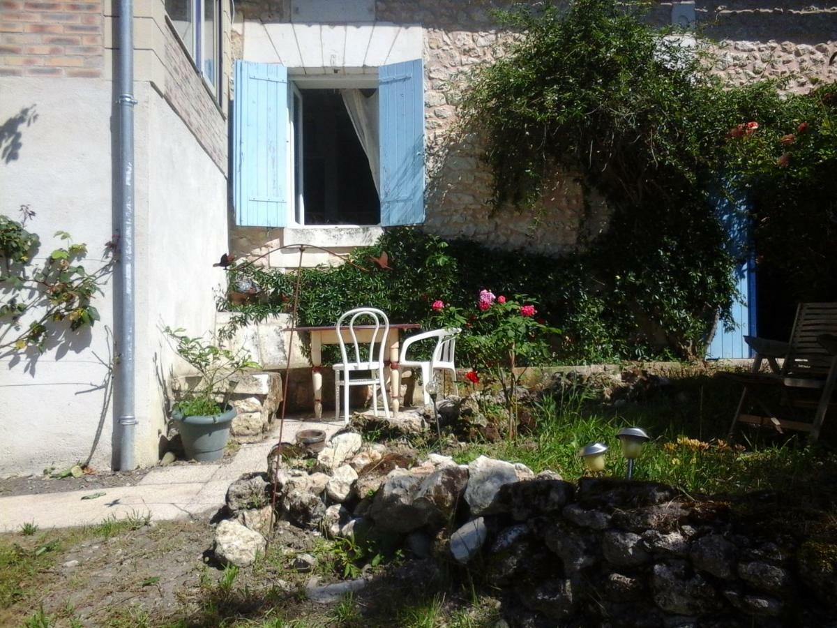 La Maison Bleue Brantôme المظهر الخارجي الصورة